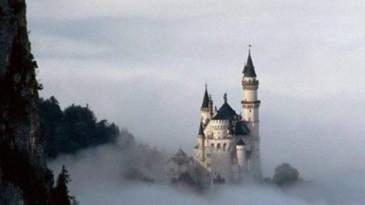 Удивительный замок Нойшванштайн — замок фантазий безумного короля